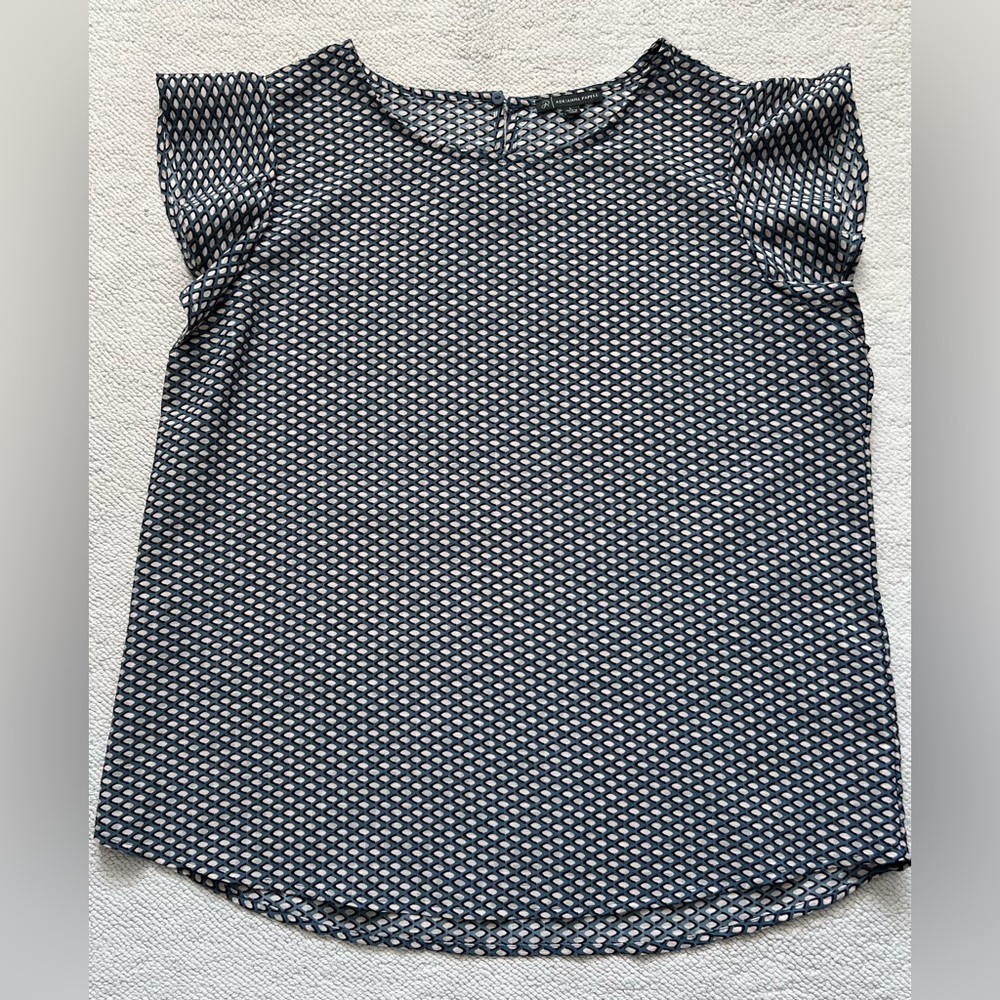 ADRIANNA PAPELL  Ruffled Sleeves Women’s Top/Blouse Grey and Tan Size: Large - Picture 3 of 16